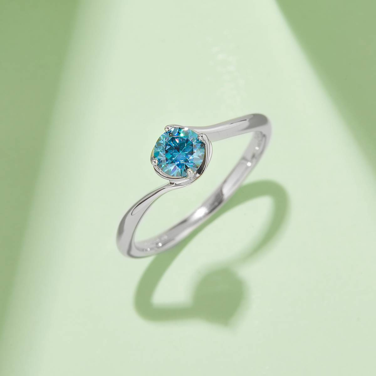 Twisted arm flower bud S925 silver plated platinum Moissanite women's ring 50 points D-grade